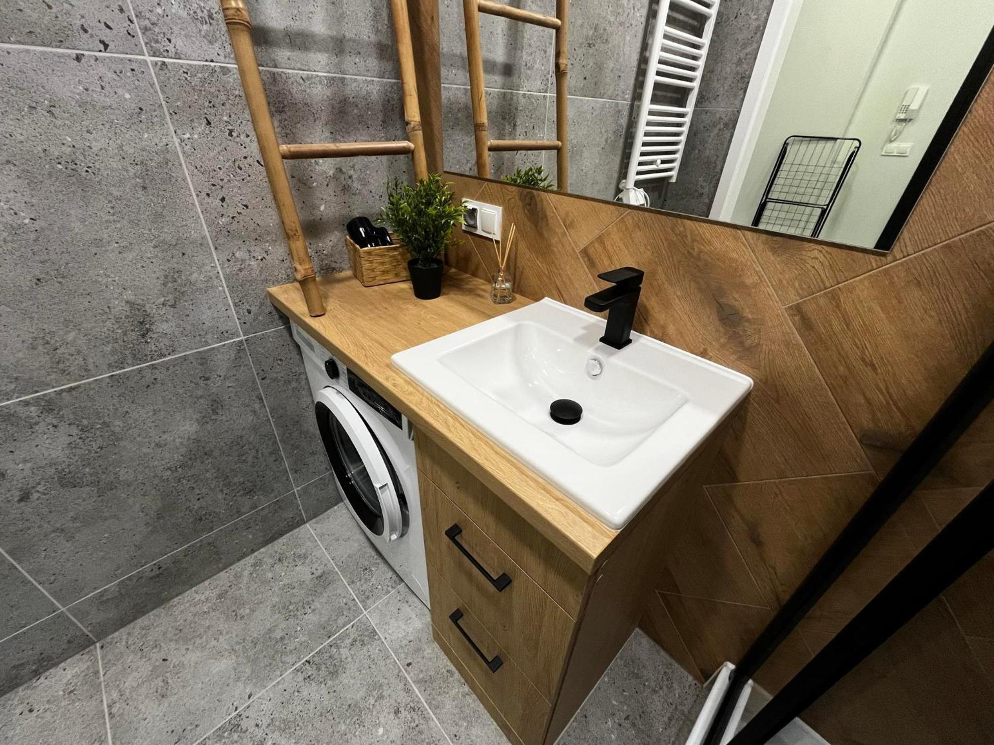קילצה Golden Premium Apartment Slowackiego, Centrum, Parking מראה חיצוני תמונה